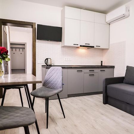 Hotel Вікторія à Polyana  Extérieur photo