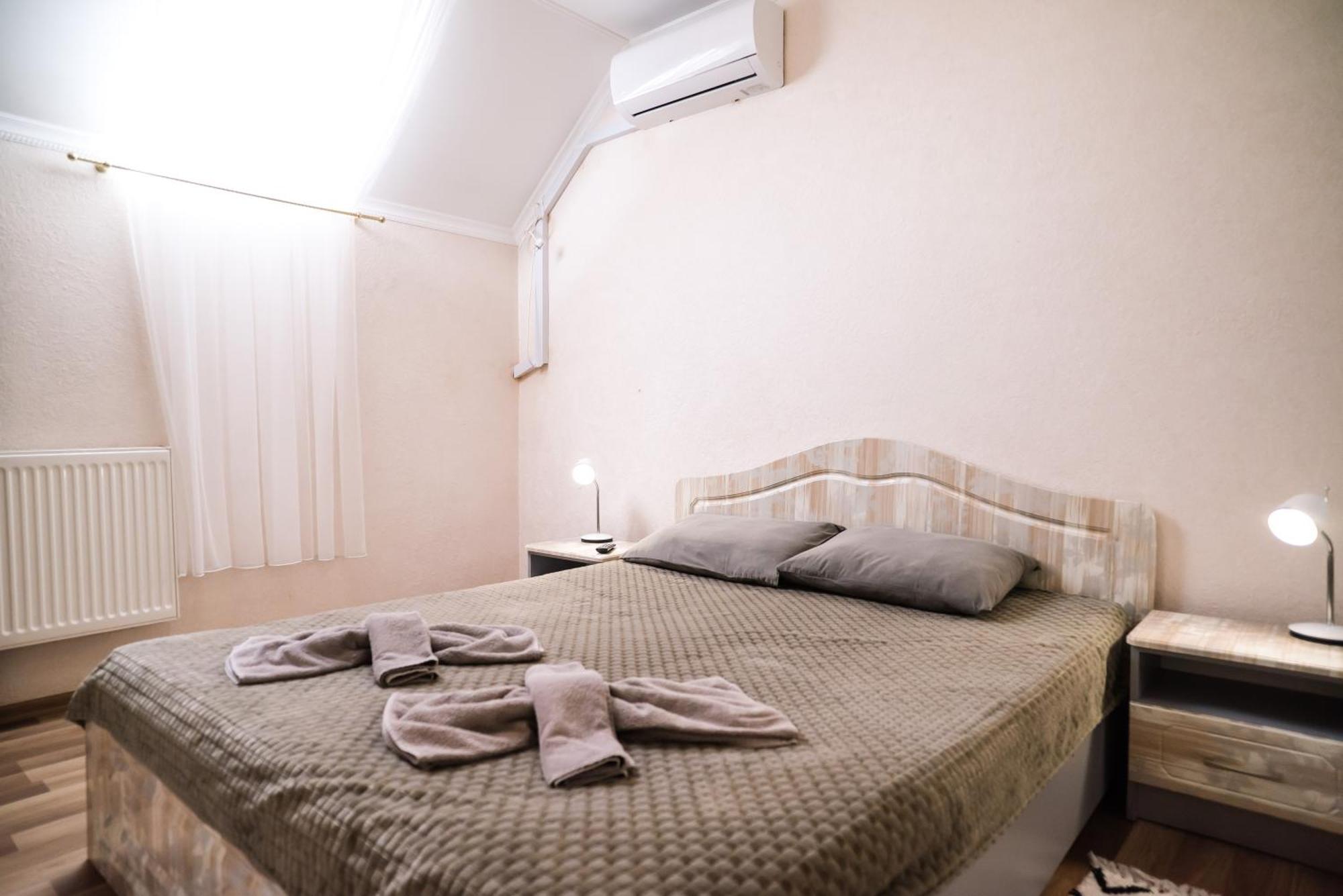 Hotel Вікторія à Polyana  Extérieur photo