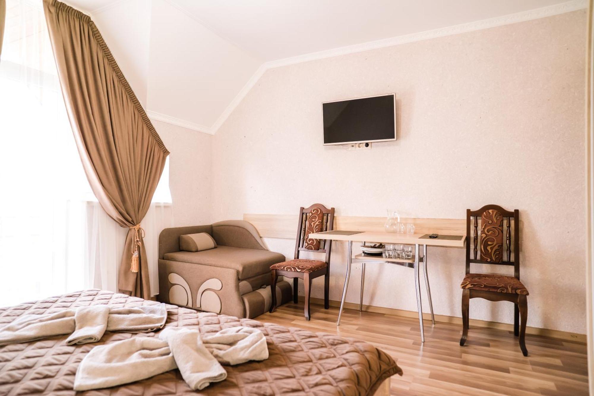 Hotel Вікторія à Polyana  Extérieur photo